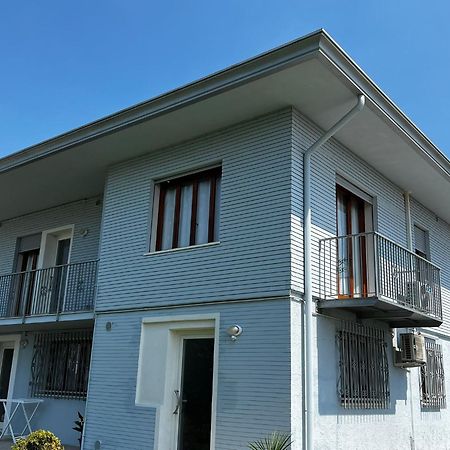 Corte Azzurra Iris ปิโอเว ดิ ซัคโค ภายนอก รูปภาพ